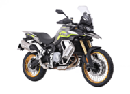 VOGE 900 DSX